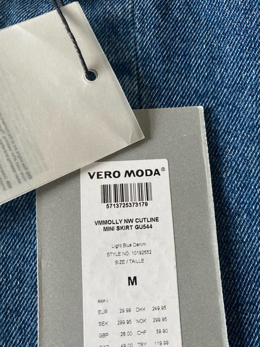 Vero Moda Raw Hem Mini Denim Skirt - Picture 6 of 9